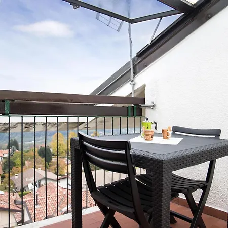 Appartamento Woody - Attic With Terrace Between Lake & Mountains